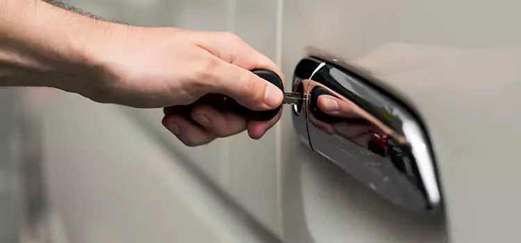 Why Choose Our Auto Locksmith Team in Dundas, ON?